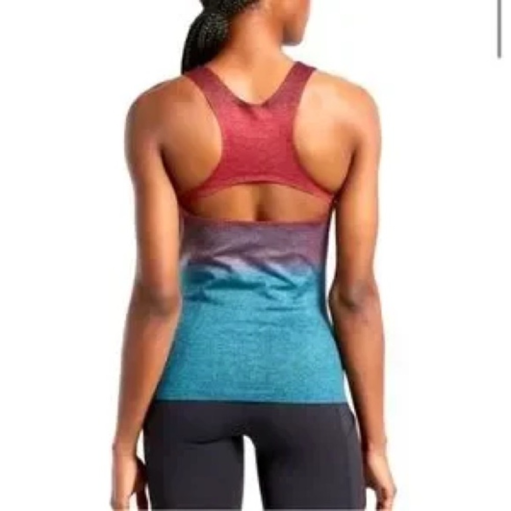 Athleta Relay tank gorgeous back detail size xs NWT